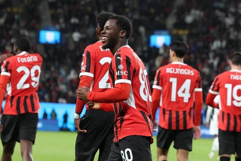 قطع تذكرة النهائي.. ريمونتادا ميلان تُسقط يوفنتوس في السوبر الإيطالي (فيديو)